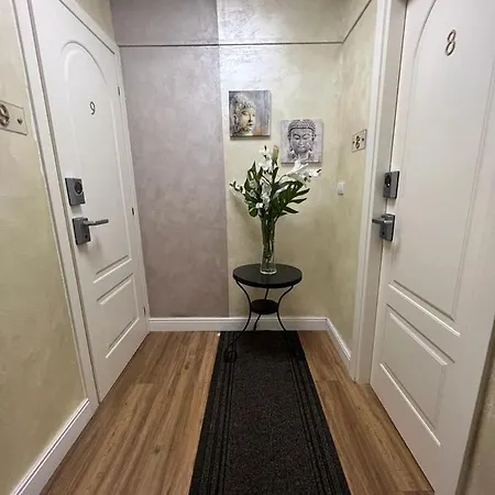 Готель Domus La Foce